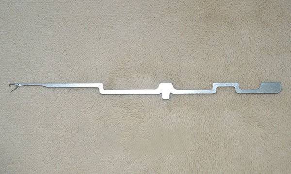 This item is a circular knitting machine needle, a crucial component used in textile manufacturing for forming consistent knitted fabrics.