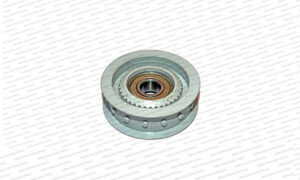 The item shown is a pulley for a knitting machine, specifically identified as a spare part used in computerized flat knitting machines.