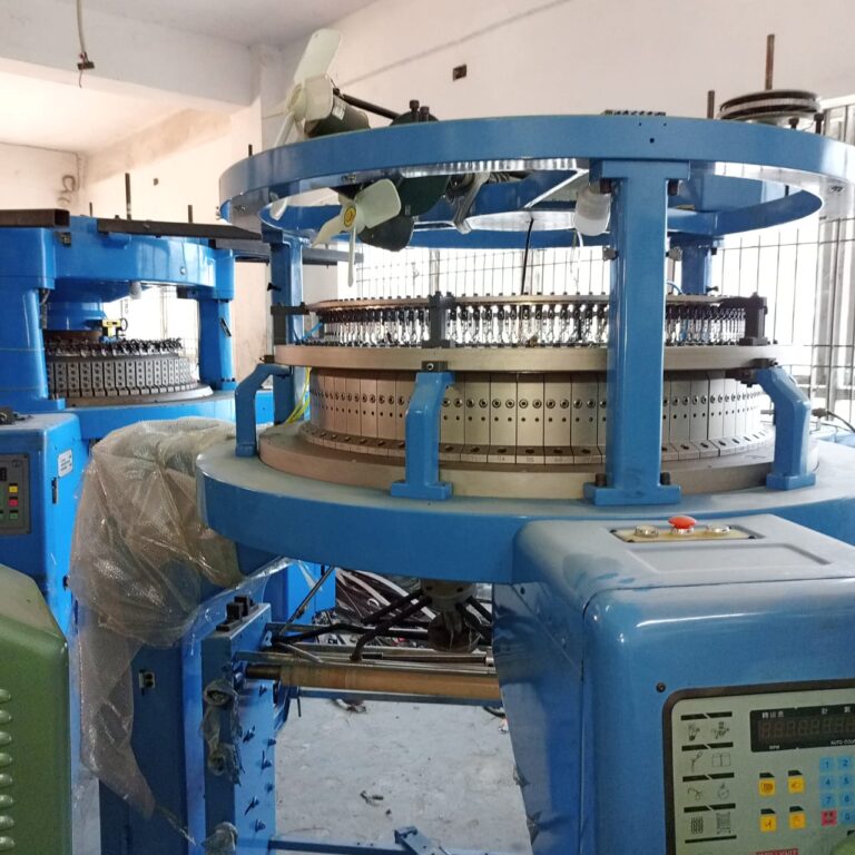 computerized circular knitting machine